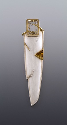 1995 Focal Point Brooch.jpg